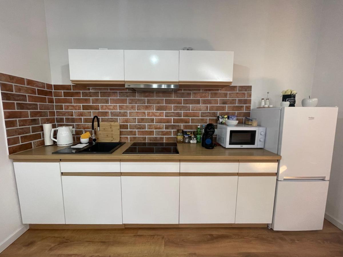 Apartament Rynek 13 z parkingiem - Centrum Bochni Bochnia Buitenkant foto