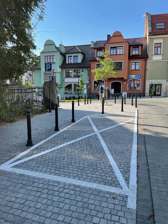 Apartament Rynek 13 z parkingiem - Centrum Bochni Bochnia Buitenkant foto